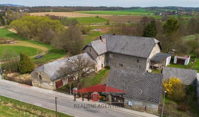 Prodej domu 800 m² s pozemkem 1 962 m², Hrubá Skála – Doubravice, okres Semily
