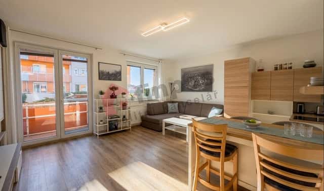 Pronájem bytu 2+kk 52 m², Farkašova, Praha 9 – Kyje