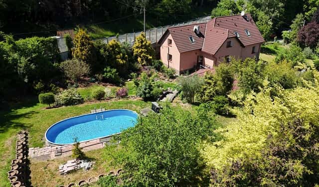 Prodej domu 213 m² s pozemkem 1 886 m², V Březině, Mirošovice, okres Praha-východ