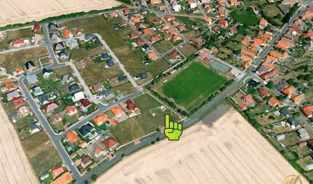 Prodej stavebního pozemku 1 183 m², Pátek, okres Nymburk