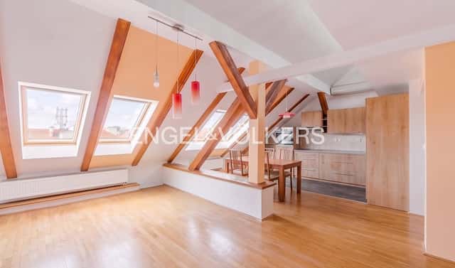Prodej bytu 4+kk 135 m², Amurská, Praha 10 – Vršovice