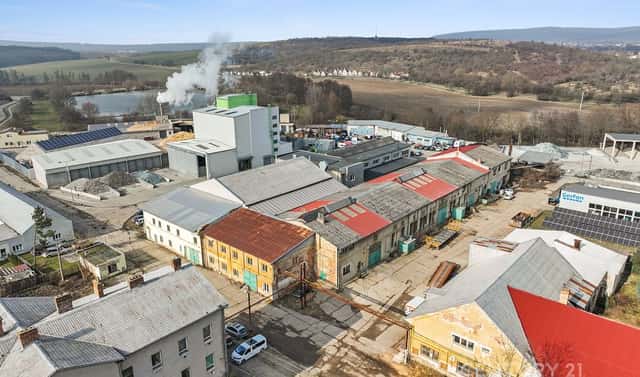 Prodej výrobních prostor 2 905 m², Kelčany, okres Hodonín