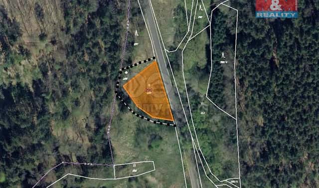 Prodej louky 1 668 m², Tuchořice, okres Louny