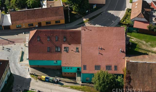Prodej domu 1 500 m² s pozemkem 718 m², 1. května, Rosice, okres Brno-venkov