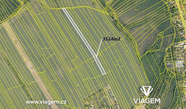 Prodej pole 3 524 m², Břestek, okres Uherské Hradiště