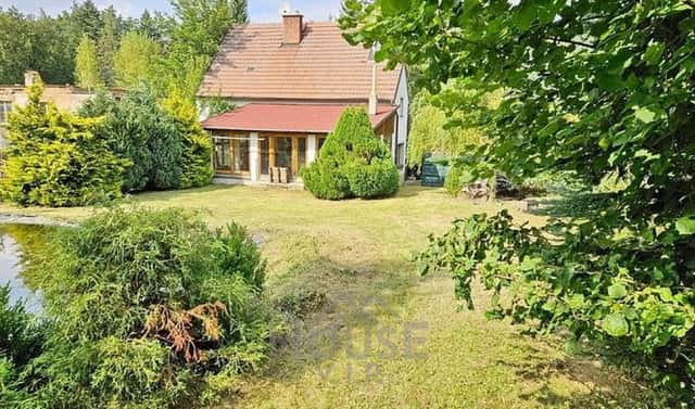 Prodej domu 186 m² s pozemkem 2 048 m², V Zátiší, Družec, okres Kladno