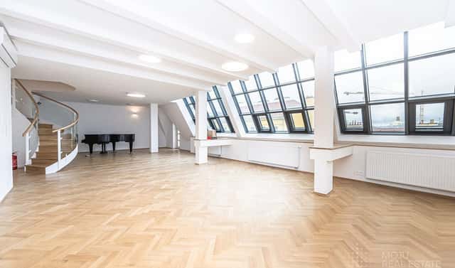 Pronájem bytu 4+1 227 m², Vinohradská, Praha 2 – Vinohrady