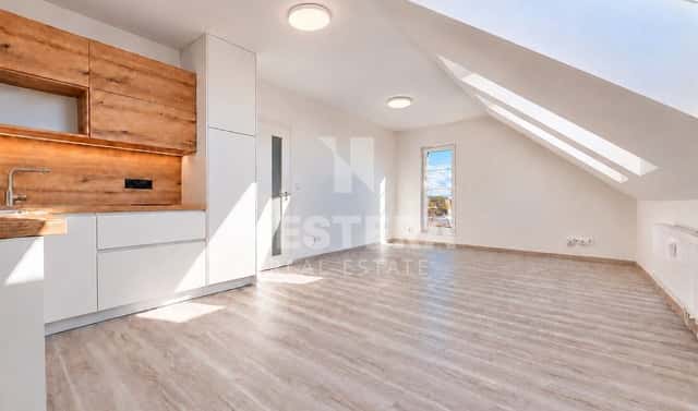 Pronájem bytu 2+kk 44 m², U staré studánky, Praha 10 – Dubeč
