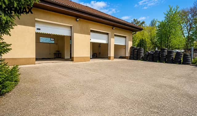 Prodej obchodních prostor 278 m², U Stadionu, Smiřice, okres Hradec Králové