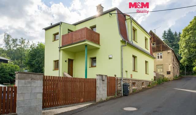 Prodej domu 149 m² s pozemkem 877 m², Horní, Hrob, okres Teplice
