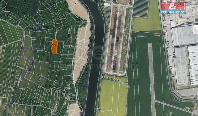 Prodej louky 3 381 m², Napajedla, okres Zlín