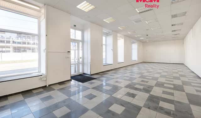 Prodej obchodních prostor 144 m², Sokolovská, Praha 8 – Libeň