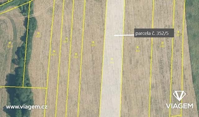Prodej pole 927 m², Podolí, okres Vsetín