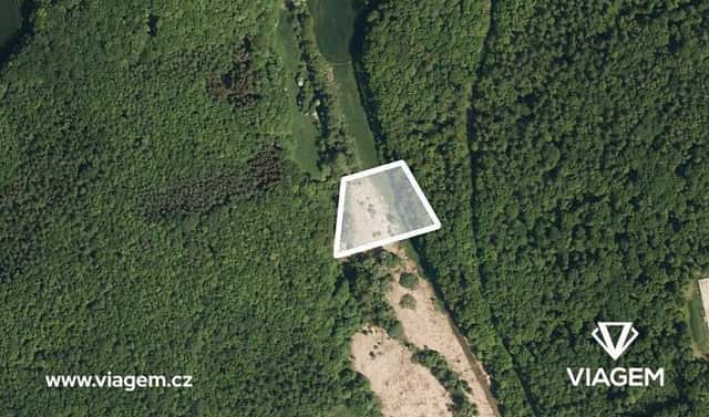 Prodej pole 1 411 m², Ždánice, okres Hodonín