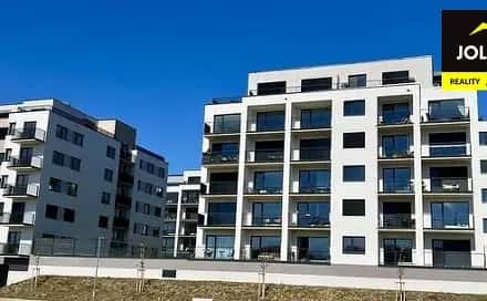 Garážové stání, Císařského pluku, Opava – Předměstí