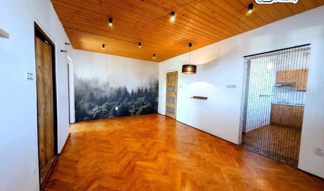 Prodej bytu 3+1 61 m², Rožnov pod Radhoštěm, okres Vsetín