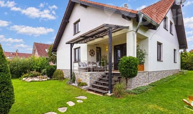 Prodej domu 205 m² s pozemkem 809 m², Hledíková, Jesenice – Osnice, okres Praha-západ
