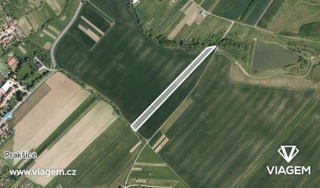 Prodej pole 7 944 m², Prakšice, okres Uherské Hradiště
