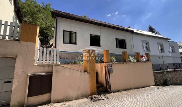 Prodej domu 105 m² s pozemkem 302 m², Pod akáty, Praha 5 – Velká Chuchle