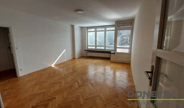 Pronájem bytu 3+1 88 m², Labská kotlina, Hradec Králové