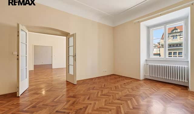 Pronájem bytu 3+1 130 m², Staroměstské náměstí, Praha 1 – Staré Město