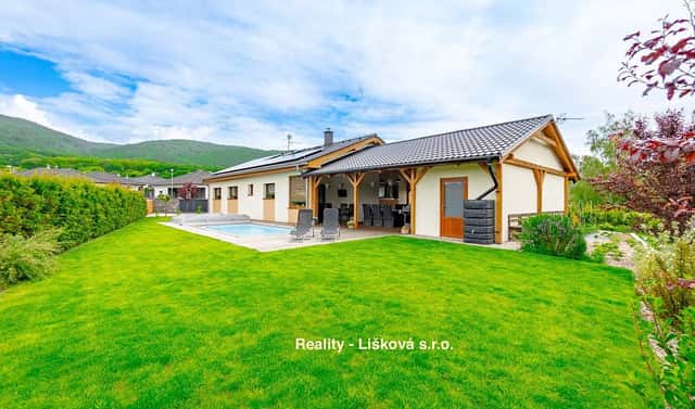 Prodej domu 200 m² s pozemkem 1 227 m², Přestanov, okres Ústí nad Labem
