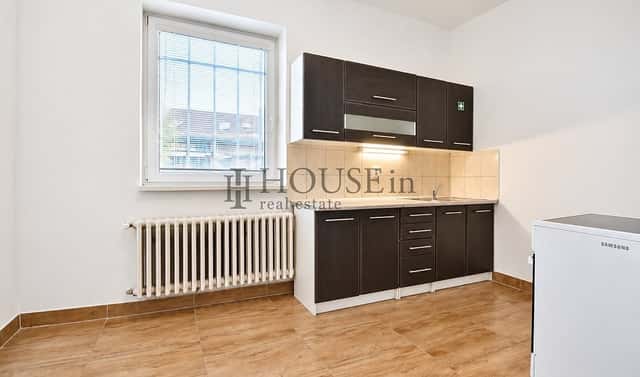 Pronájem bytu 2+kk 50 m², Českobrodská, Praha 9 – Hostavice