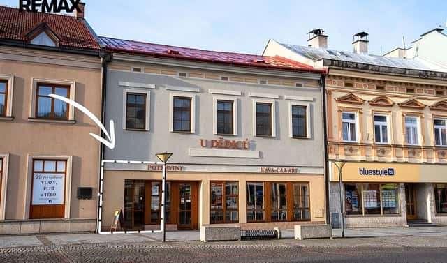 Pronájem obchodních prostor 224 m², Dolní náměstí, Vsetín