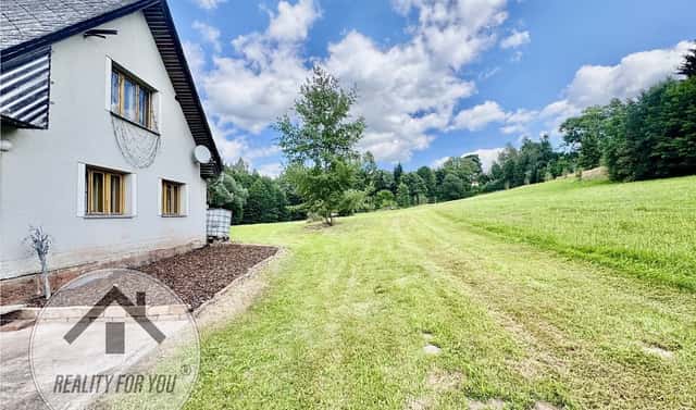 Prodej domu 220 m² s pozemkem 3 984 m², Libštát, okres Semily
