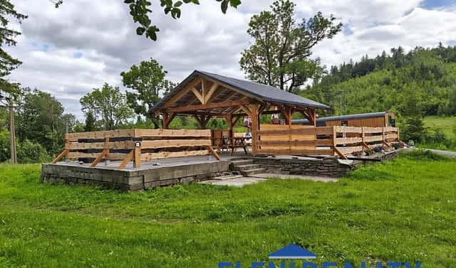 Prodej komerčního pozemku 442 m², Petrovice, okres Bruntál