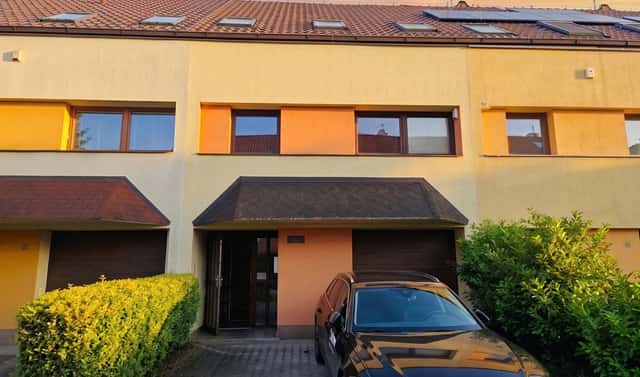 Pronájem domu 200 m² s pozemkem 182 m², Haklova, Hostivice, okres Praha-západ