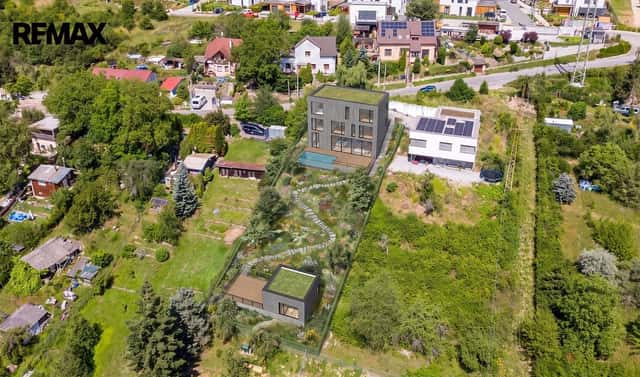 Prodej stavebního pozemku 1 258 m², Beroun