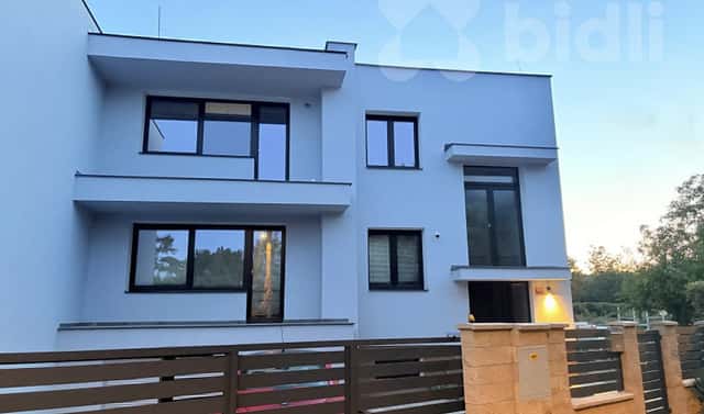Pronájem bytu 3+1 88 m², Klatovská, Černošice, okres Praha-západ