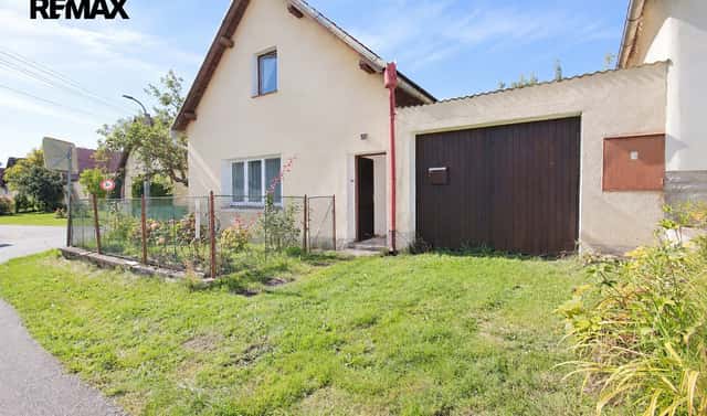 Prodej domu 80 m² s pozemkem 350 m², Březina, okres Jindřichův Hradec