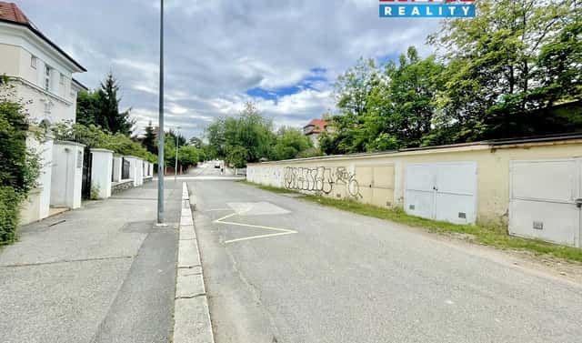 Prodej garáže v Praze, ul. U Laboratoře, U laboratoře, Praha 6 – Střešovice