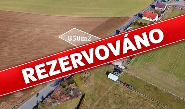 Prodej stavebního pozemku 850 m², Chlustina, okres Beroun