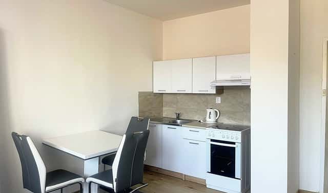Pronájem bytu 2+kk 43 m², Sídliště, Cvikov – Cvikov II, okres Česká Lípa