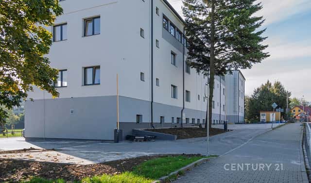Pronájem parkovacího stání, Nový Jičín, ul. Palackého., Palackého, Nový Jičín