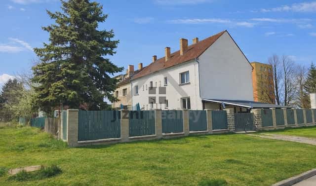 Prodej domu 450 m² s pozemkem 648 m², Komenského, České Velenice, okres Jindřichův Hradec
