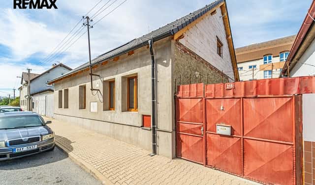 Prodej domu 129 m² s pozemkem 465 m², Nad Vápenkami, Kladno – Kročehlavy