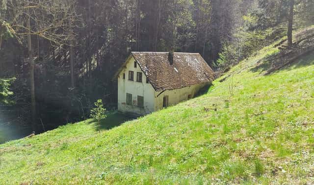 Prodej domu 110 m² s pozemkem 3 282 m², Koberovy – Chloudov, okres Jablonec nad Nisou