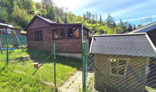 Prodej chaty/chalupy 31 m² s pozemkem 99 m², Montana, Všenory, okres Praha-západ
