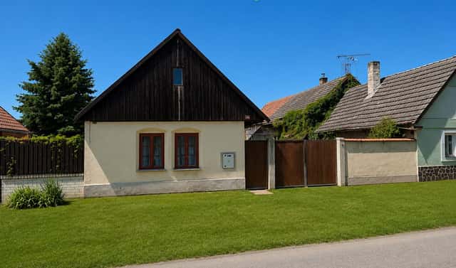 Prodej domu 85 m² s pozemkem 428 m², Netřebice, okres Nymburk