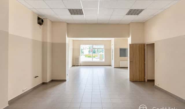 Pronájem komerčního objektu (jiného typu) 85 m², Nádražní, Sokolov