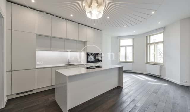 Pronájem bytu 4+kk 137 m², Laubova, Praha 3 – Vinohrady
