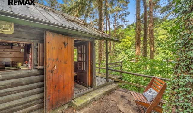 Prodej chaty/chalupy 50 m² s pozemkem 120 m², Kamenný Přívoz – Hostěradice, okres Praha-západ