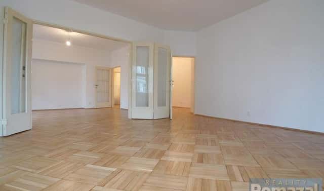 Pronájem kanceláře 127 m², Nádražní, Praha 5 – Smíchov