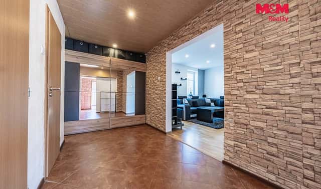 Prodej domu 200 m² s pozemkem 346 m², Sokolovická, Komárov, okres Beroun