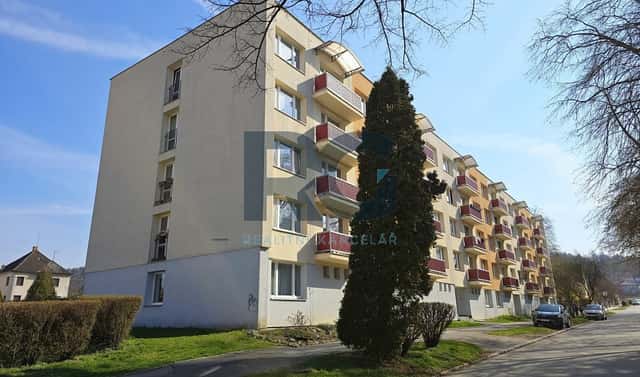 Prodej bytu 3+1 64 m², 17. listopadu, Písek – Budějovické Předměstí