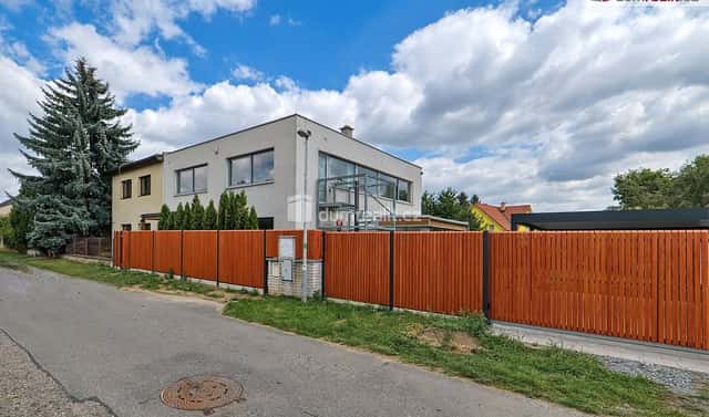 Prodej domu 168 m² s pozemkem 565 m², Dominínská, Praha 5 – Slivenec
